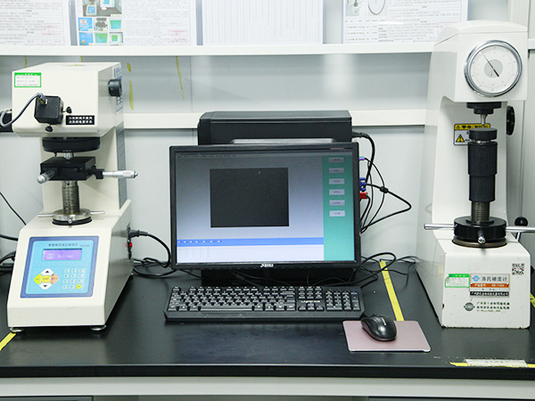 检测设备：洛氏硬度仪...